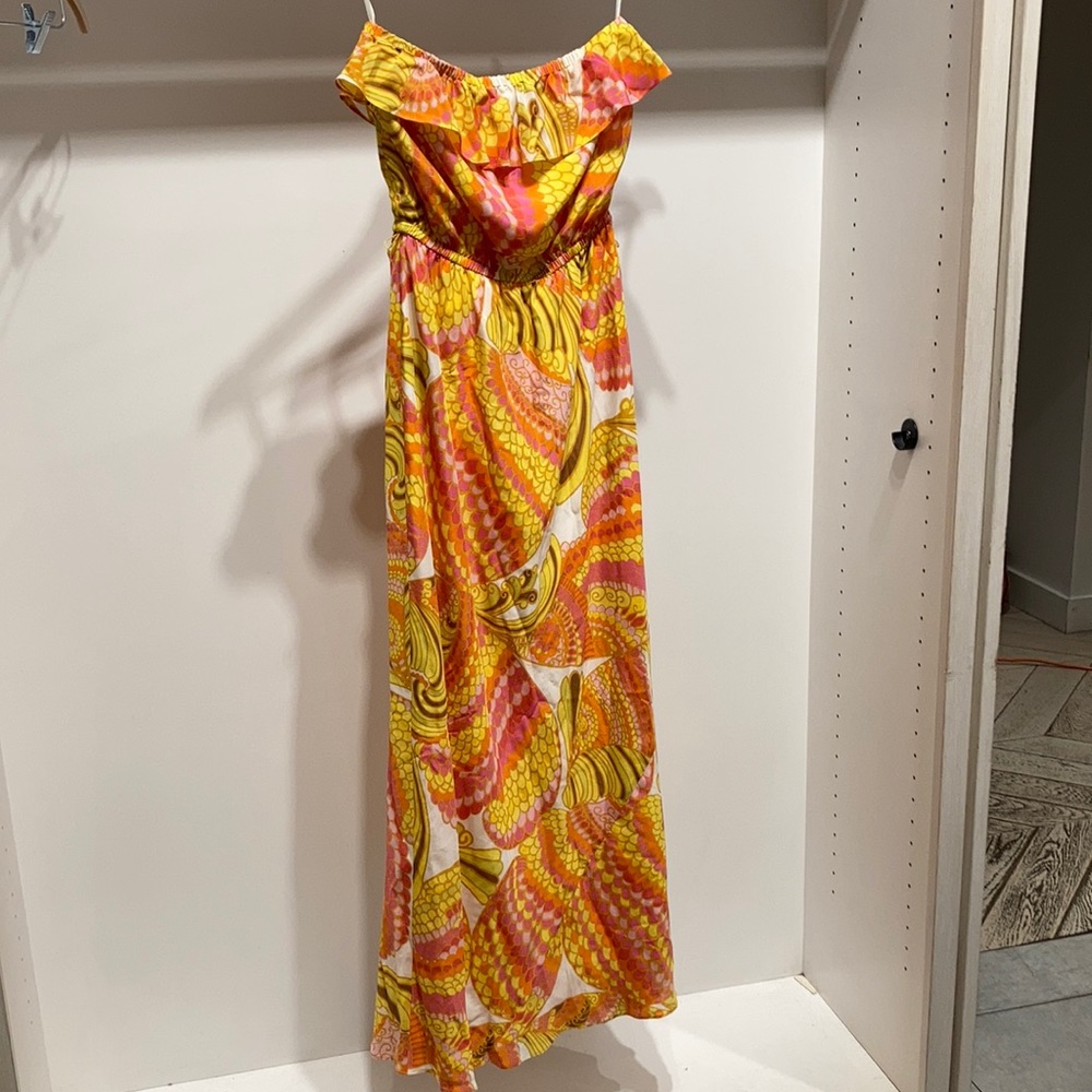 Strapless dress